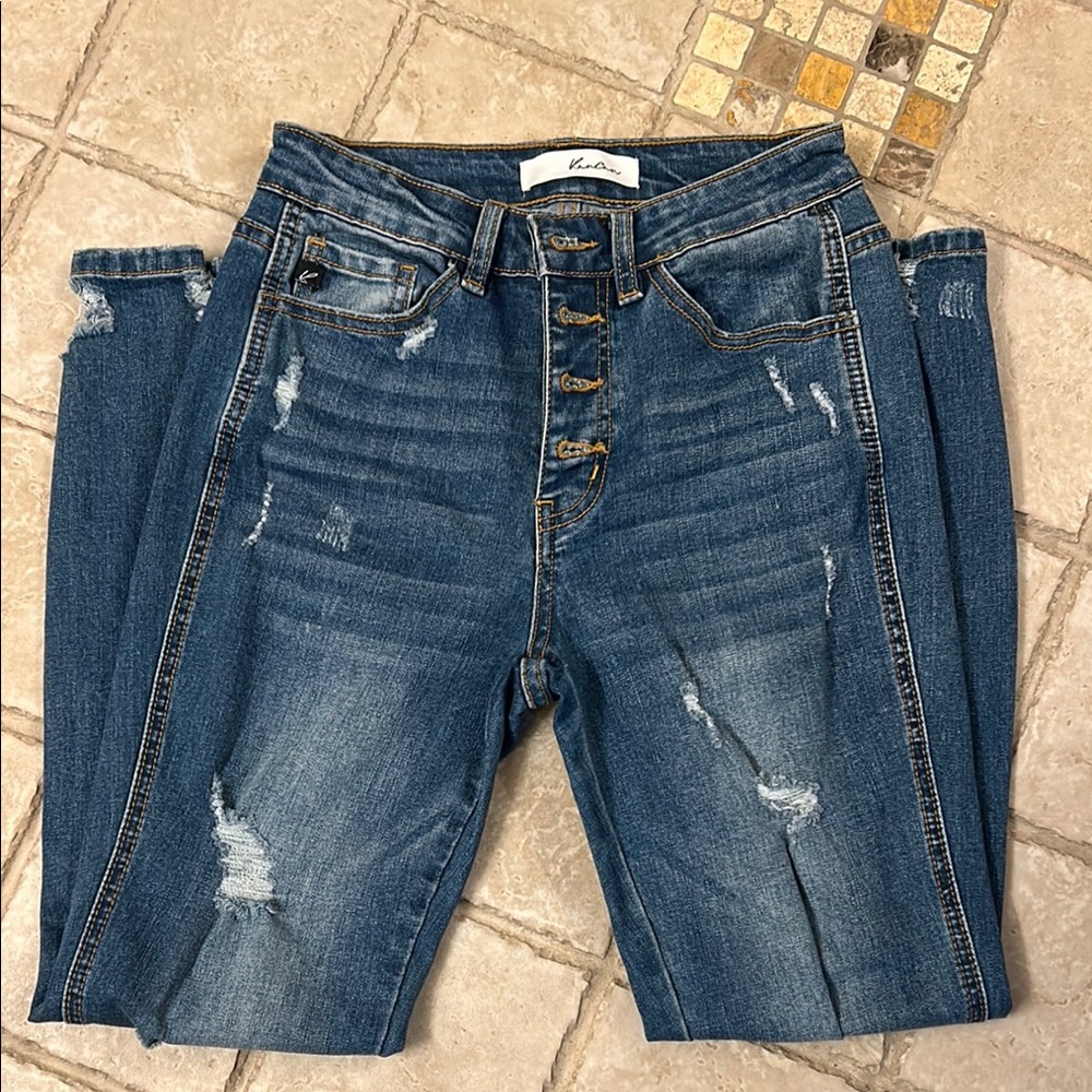 KanCan Distressed Blue Jeans